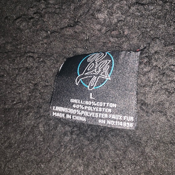 Jacket - Picture 3 of 4